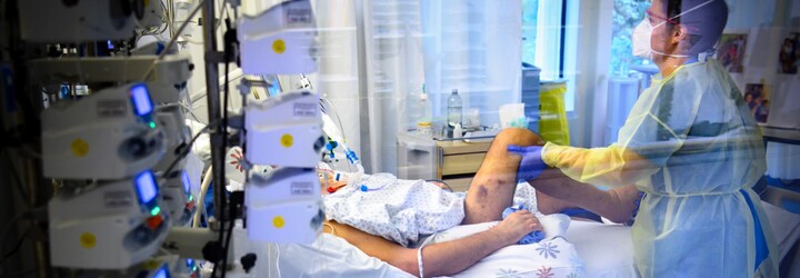 Variant omikron so sebou priniesol nové príznaky. Môžu sa týkať tvojej pleti, pokožky či dokonca nechtov