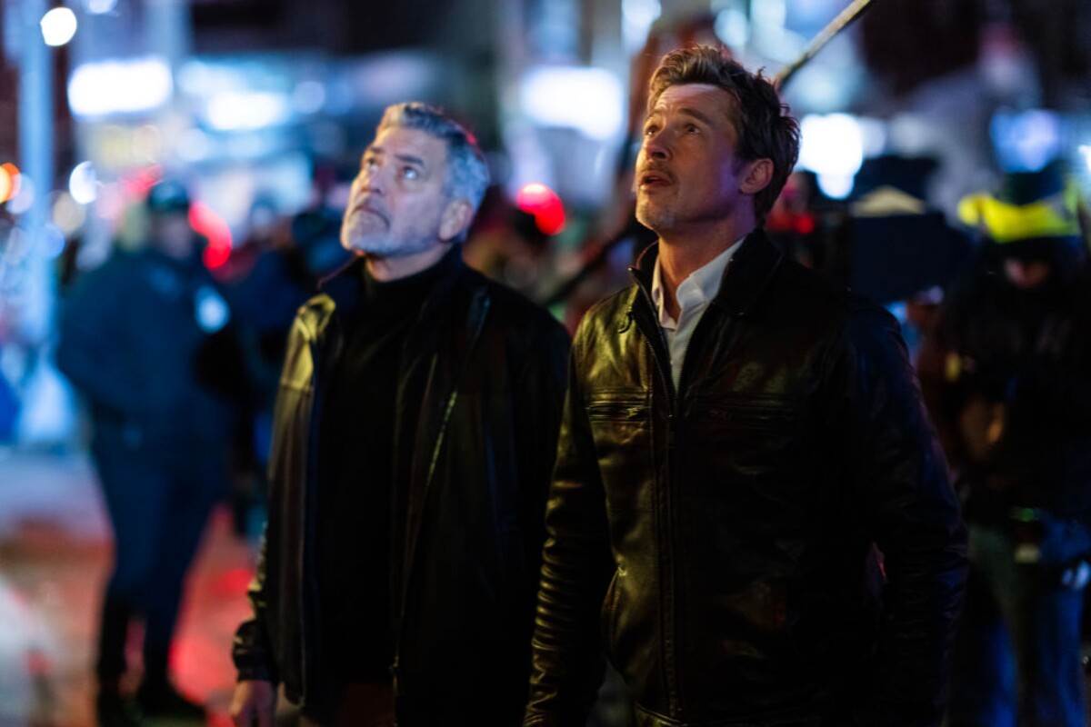 Brad Pitt a George Clooney počas nakrúcania trileru Wolves v Chinatowne v New York City.