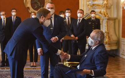 Zeman právě jmenoval nového ministra zahraničí Jakuba Kulhánka. O Vrběticích nepadlo ani slovo.