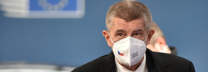 VIDEO: Premiér Lucemburska poplácal ruku Babiše na zasedání Evropské rady. Je to přátelské gesto, řekl český premiér