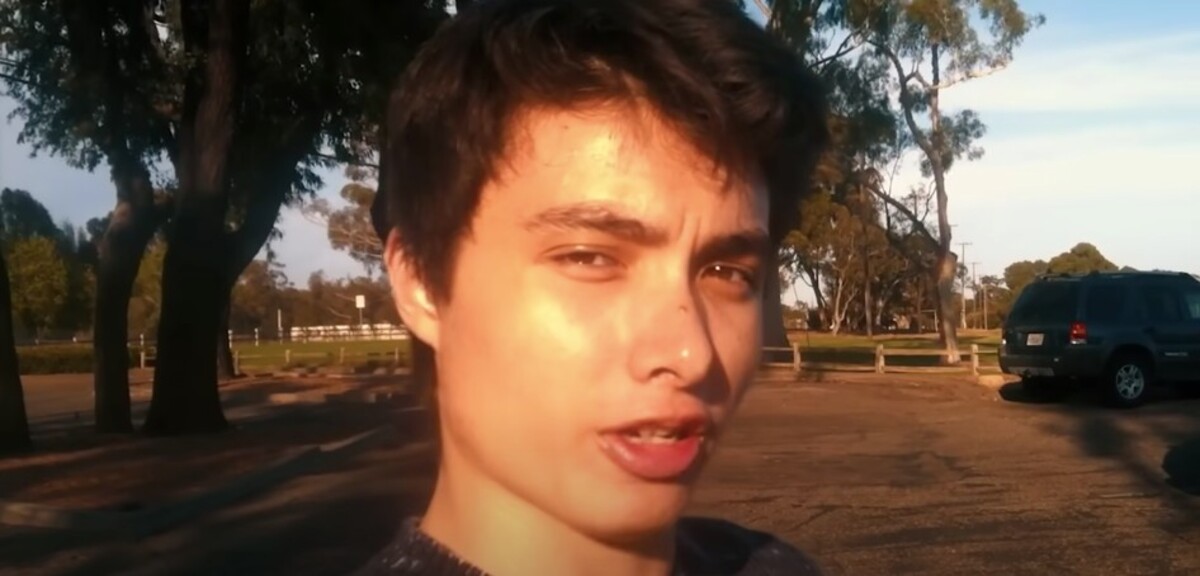 Sériový vrah Elliot Rodger.