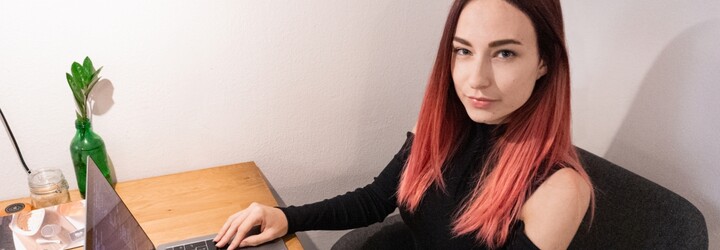 Programátorka Ivana: Většina lidí si představuje programátora jako neupraveného kluka. Já jim do této normy nesedím (Rozhovor)
