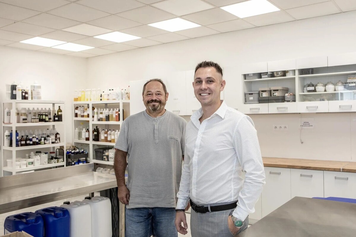 Otec Patrik Bundala a jeho syn Albert.