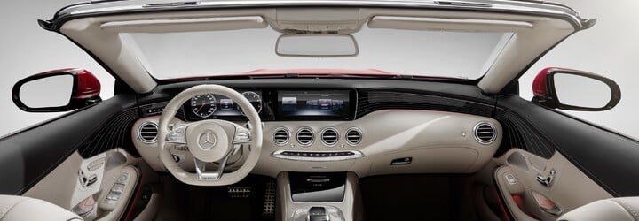 Ultra-luxusný Maybach už aj ako majestátny kabriolet so 630-koňovým dvanásťvalcom a cenovkou 300-tisíc €!