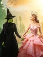 10 důvodů, proč vyrazit do kina na parádní Wicked. Ariana Grande v něm balí sexy hvězdu Bridgertonových