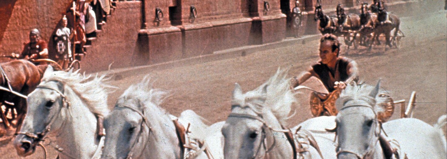 10 nezabudnuteľných akčných scén z legendárnych filmov, ktoré navždy zmenili žáner a napumpujú vám adrenalín do žíl
