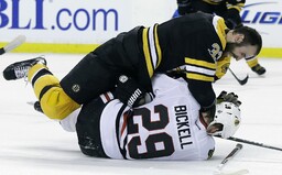 10 pamätných pästných súbojov Zdena Cháru v NHL