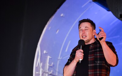 10 vecí, ktoré si možno nevedel o Elonovi Muskovi: viackrát bol na mizine, za tweet musel zaplatiť pokutu a v škole ho šikanovali