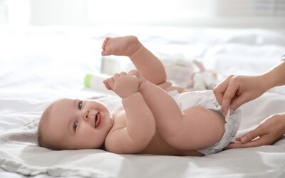 10 vychytávek, které ti usnadní přebalování miminka
