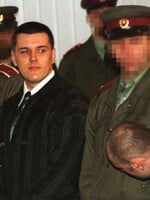 10 záberov z histórie slovenskej mafie. Mikuláš Černák sa z koňa vysmieval policajtom a Žaluď poslal na novinára gorilu