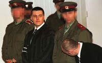 10 záberov z histórie slovenskej mafie. Mikuláš Černák sa z koňa vysmieval policajtom a Žaluď poslal na novinára gorilu