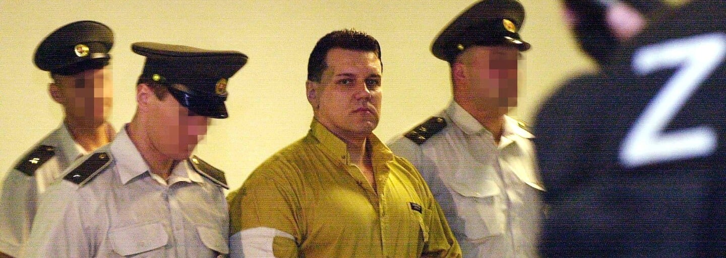 10 záberov z histórie slovenskej mafie. Mikuláš Černák sa z koňa vysmieval policajtom a Žaluď poslal na novinára gorilu