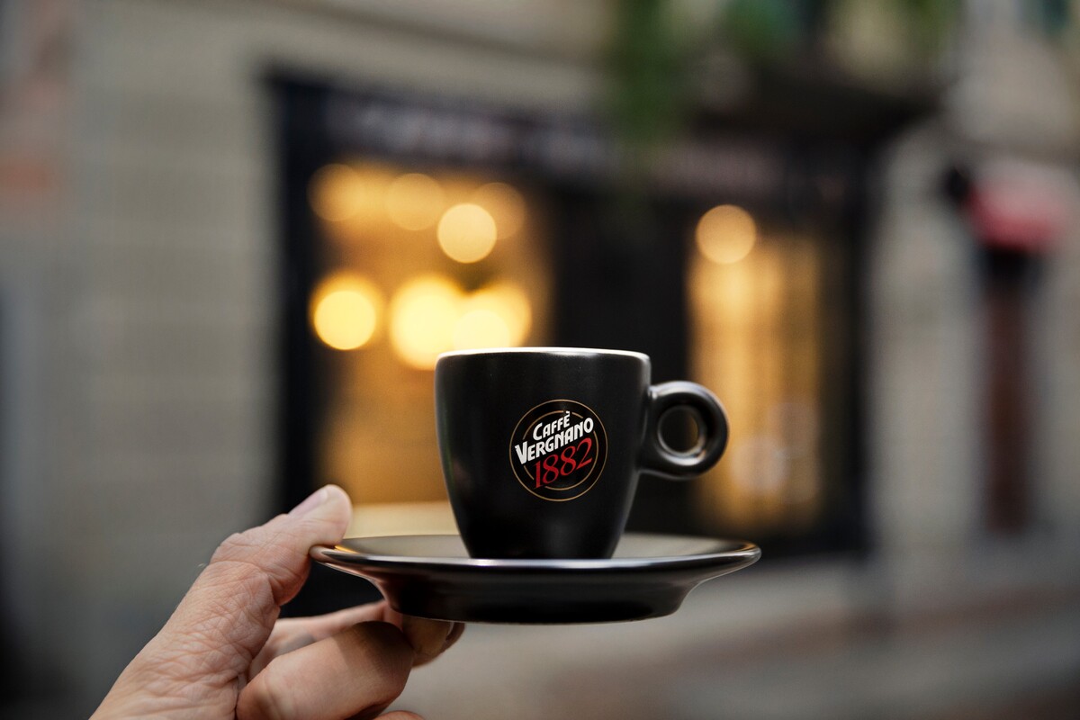 Pravé talianské zmesi káv Caffè Vergnano nájdeš v najlepších svetových kaviarňach, baroch, hoteloch a obchodoch po celom svete.