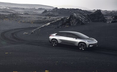 1050 koní, dojazd 700 km a dychberúca akcelerácia! Elektrický Faraday Future položí do kolien Teslu, Rimac aj Bugatti 1050 koní, dojazd 700 km a dychberúca akcelerácia! Elektrický Faraday Future položí do kolien Teslu, Rimac aj Bugatti