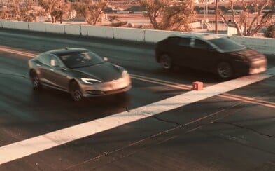 1050koňový Faraday Future FF 91 versus celý svět. Elektrická novinka je opravdu rychlejší než nejvýkonnější Tesla! 1050koňový Faraday Future FF 91 versus celý svět. Elektrická novinka je opravdu rychlejší než nejvýkonnější Tesla!