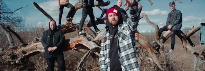 Delik a Grimaso posielajú druhú ukážku s názvom FREAK zo spoločného EP Dvojitý zásah, ktorá tentokrát nesie aj sprievodný vizuál