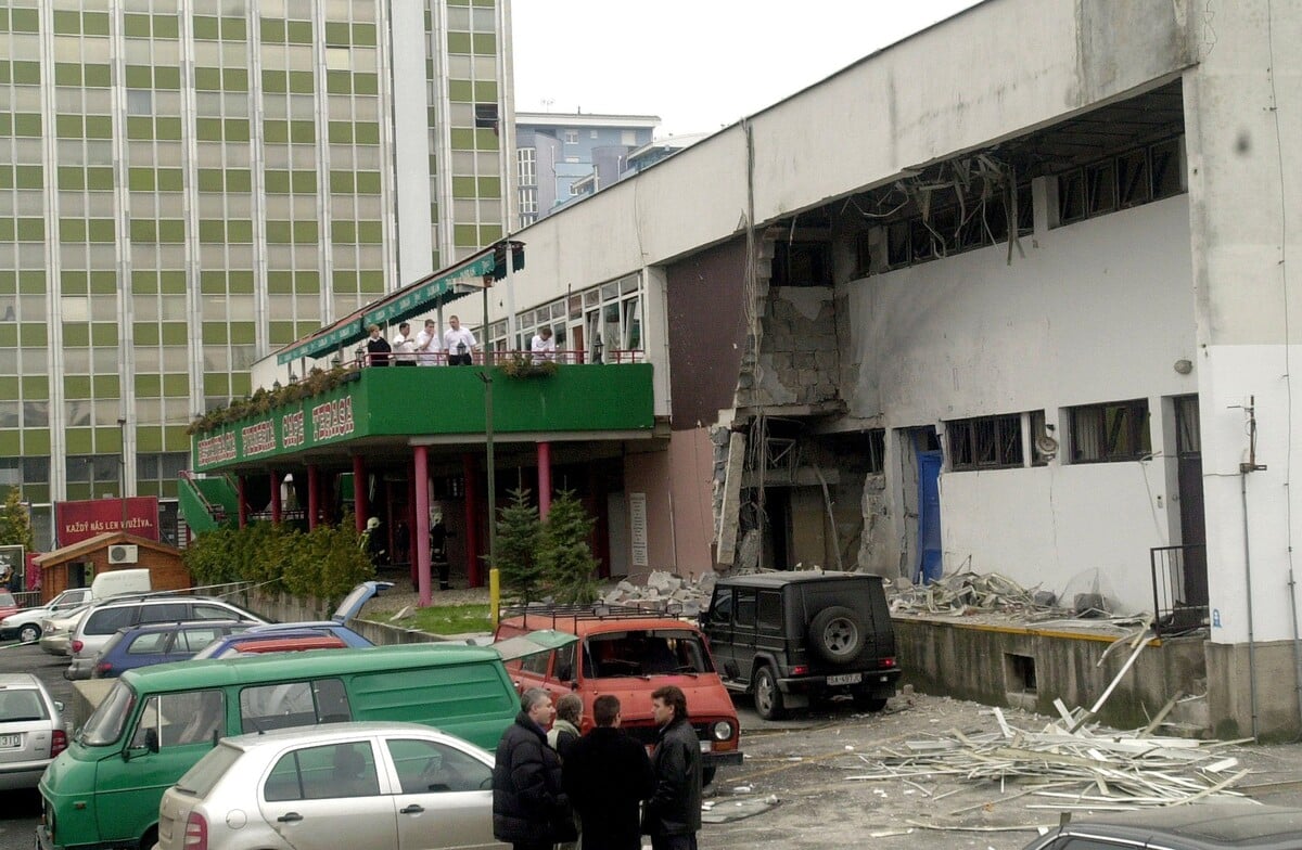 Výbuch z 2. decembra 2004.