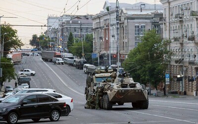 VIDEO: Tanky a vojáci v ulicích. Takto to nyní vypadá v ruském městě, kam vstoupili wagnerovci.