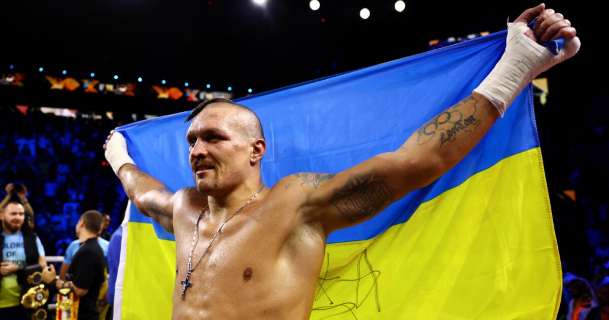Jake Paul se chce pobít s Usykem. Ukrajinský boxer sjednotil všechny pásy, youtuber ho vyzval na boj v MMA
