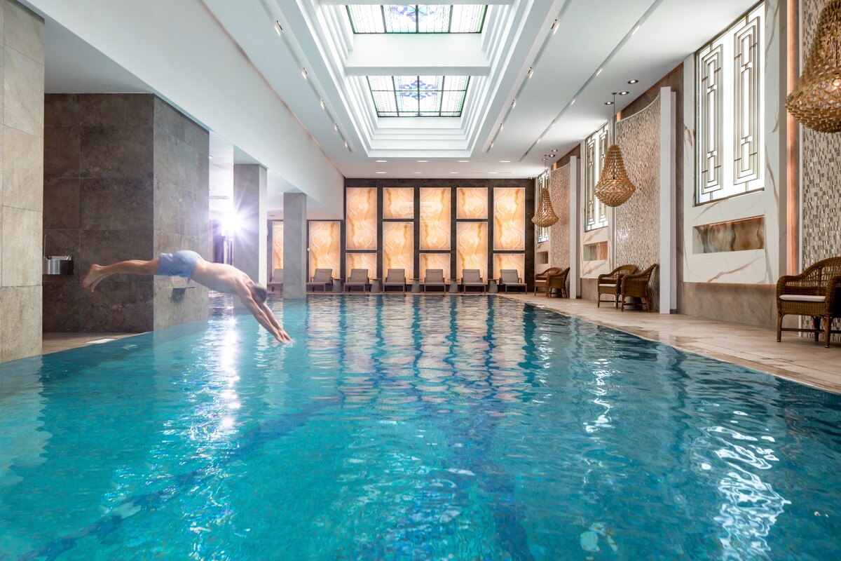 Thermia Palace, kúpele, Slovensko