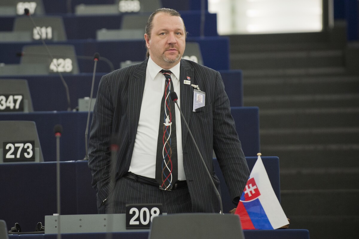 Branislav Škrípek v Európskom parlamente.