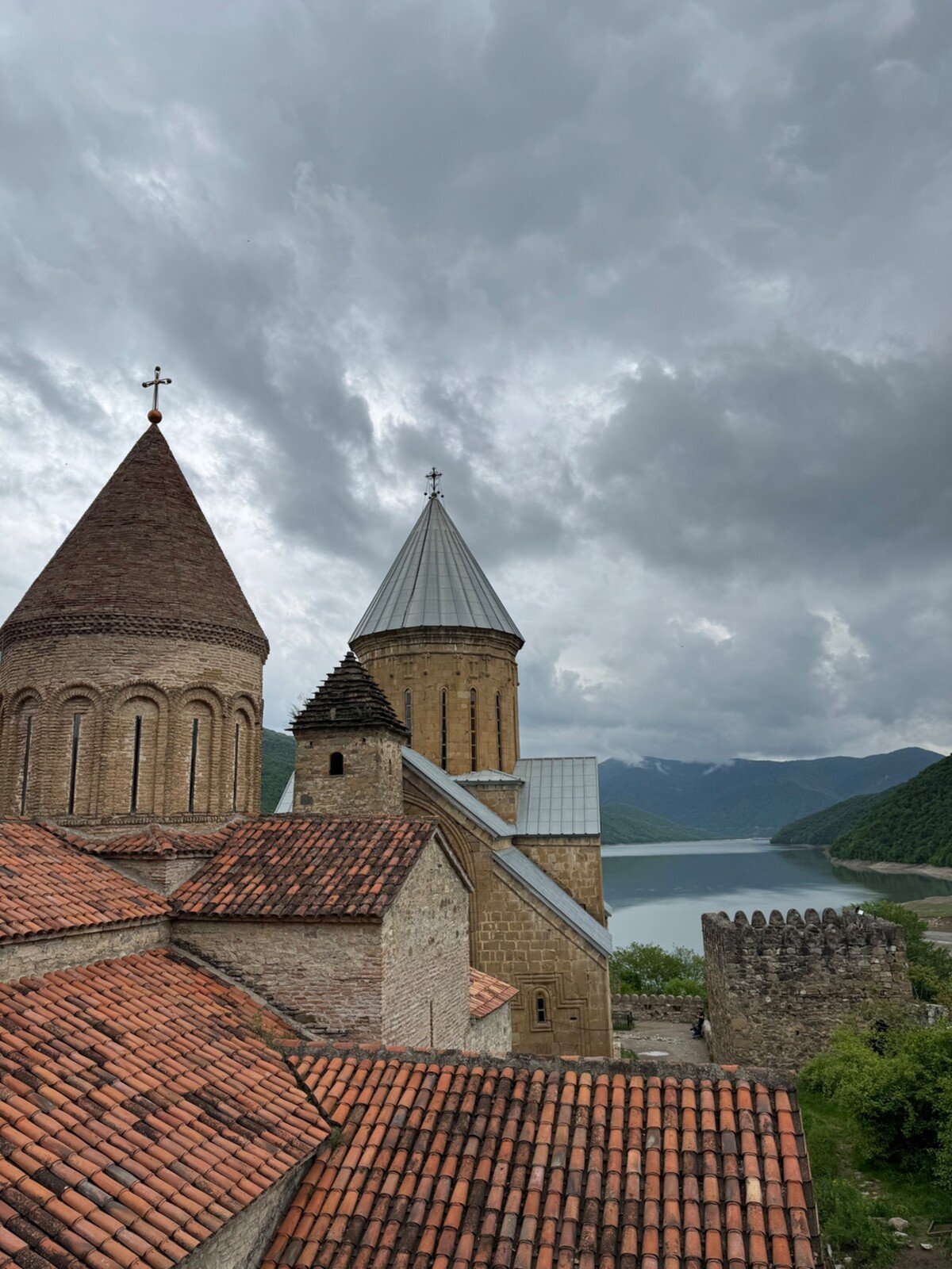 Gruzínsko, presstrip