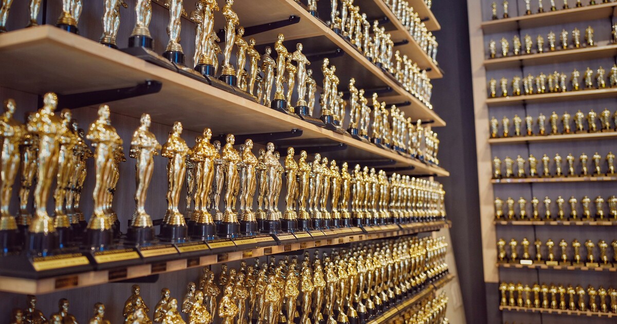 Lidé, kteří rozhodují o Oscarech, často filmy vůbec neviděli. Akademie vyhlašuje nová pravidla