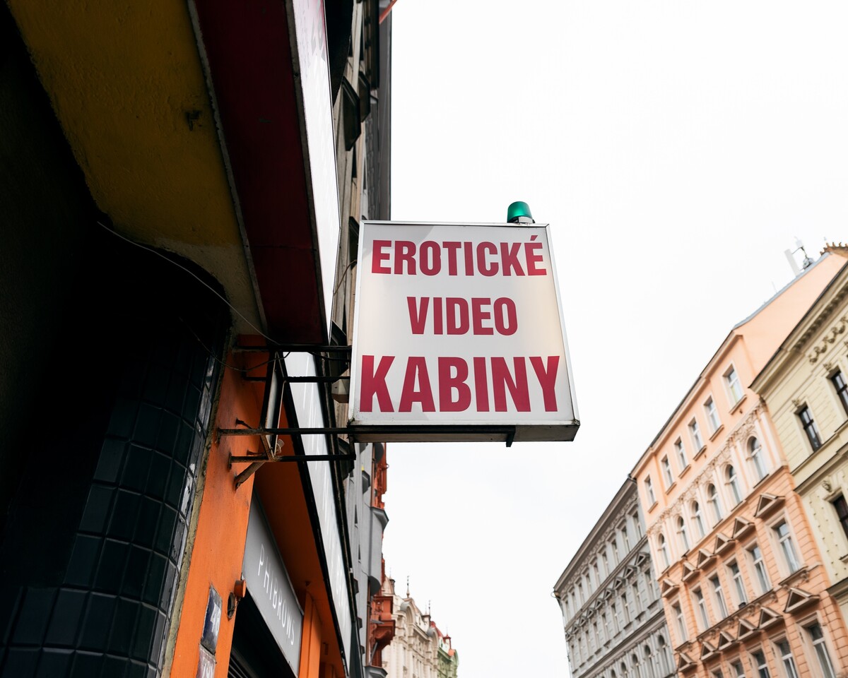 Erotické videokabinky