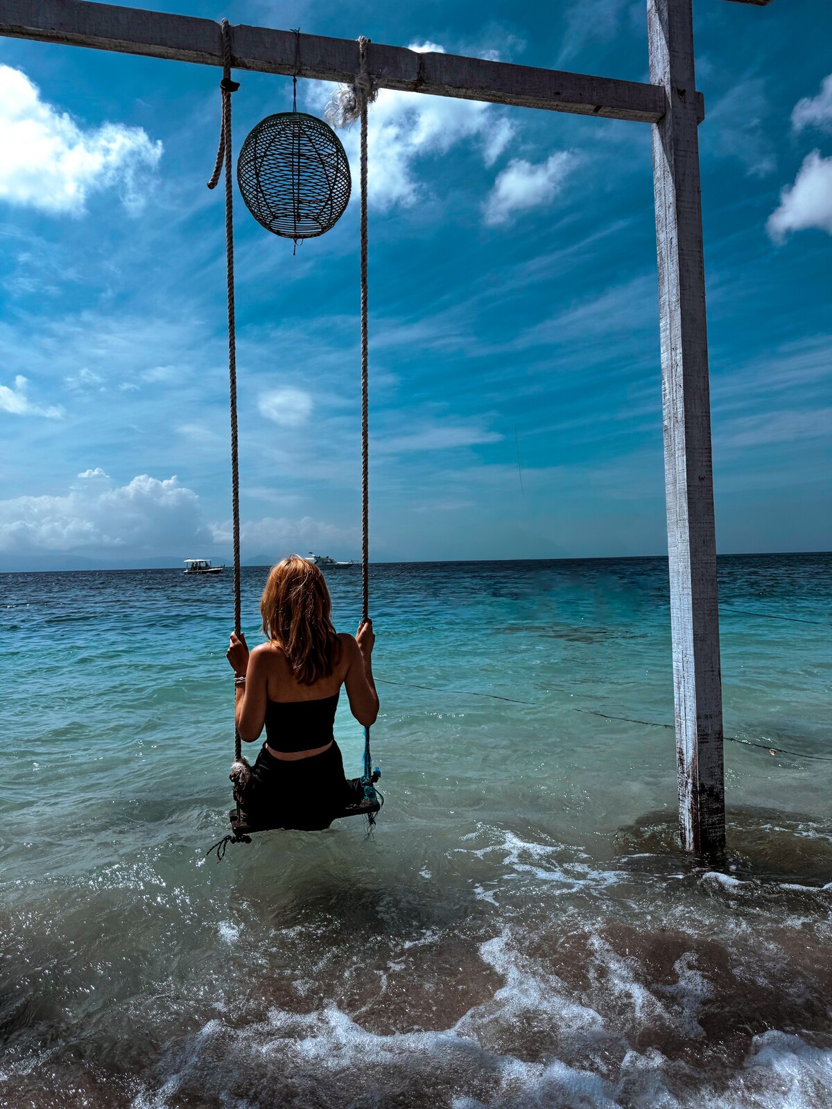 Vodca sekty v jej živote rozhodoval aj o cestách do zahraničia.