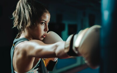 15letá česká bojovnice Viktorie Jílková se stala světovou šampionkou v thajském boxu