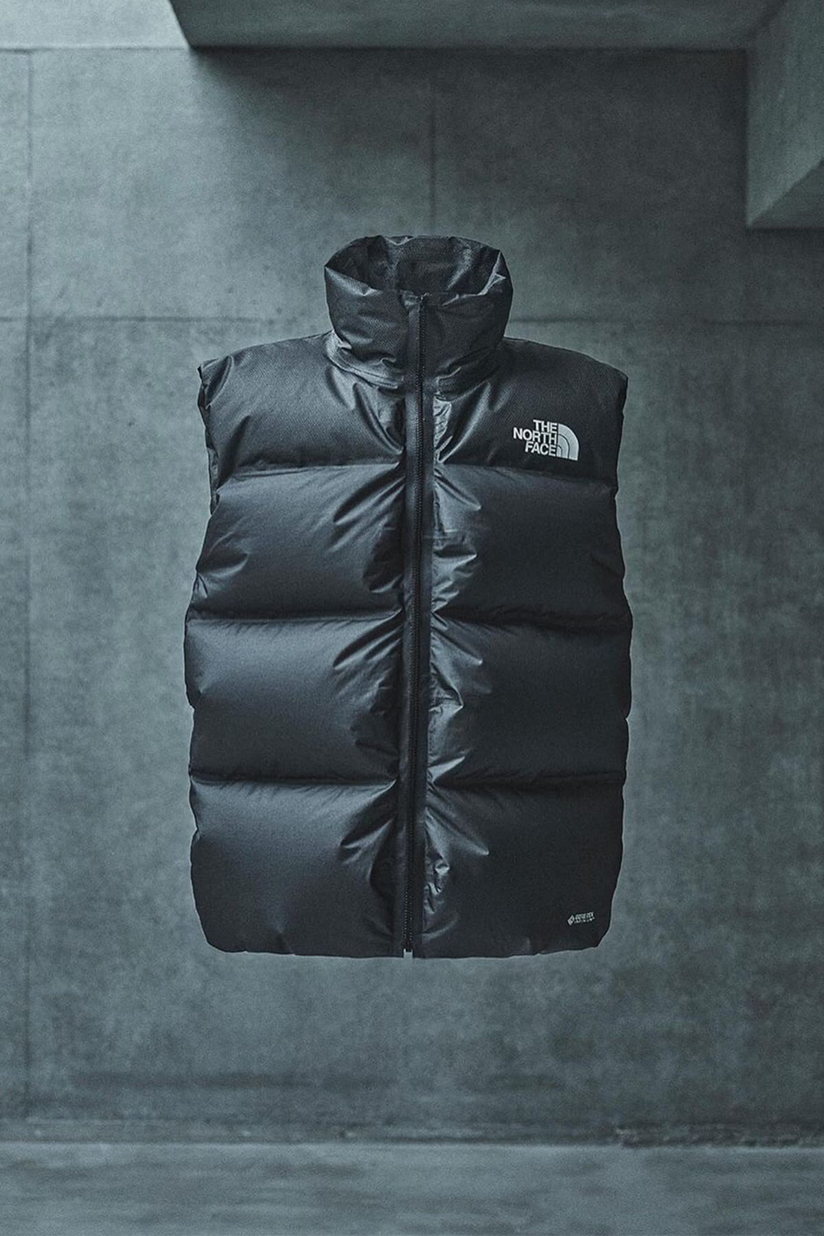 Vesta The North Face Air Chamber Nuptse s membránou GORE-TEX INFINIUM™.