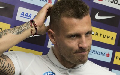 Slovenka žaluje futbalistu Ďuricu, vraj ju nakazil pohlavnou infekciou HPV. Žiada 300-tisíc eur.