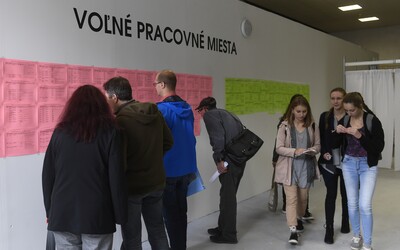 Koronakríza tvrdo zasiahla aj slovenských vysokoškolákov. V Prešove prišlo o prácu až 41 % z nich.