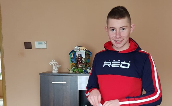18-ročného Slováka dobili do krvi, teraz v nemocnici bojuje o život. Zúfalá matka prosí o pomoc na Facebooku
