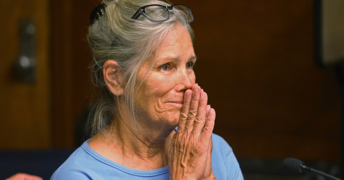 Členku Mansonovy rodiny možná pustí na svobodu. Za vraždy dostala doživotí