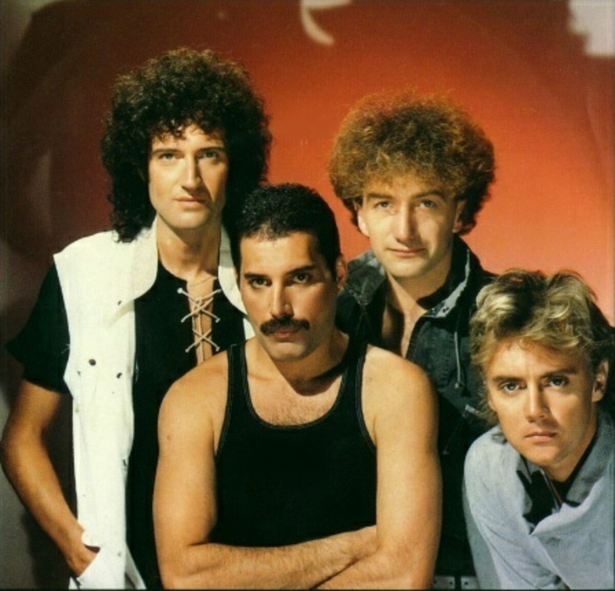Queen, Freddie Mercury, Roger Taylor, Brian May