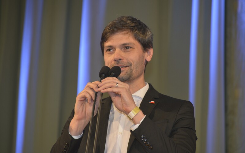 Senátor Marek Hilšer na tiskové konferenci oznámil, že se bude v nadcházejících volbách opět ucházet o post prezidenta České republiky.