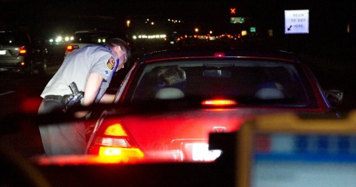 Střelba ve Vídni: Zraněny jsou čtyři osoby, podezřelé zatkla policie