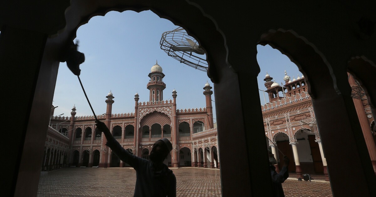 Obrazem: Začal ramadán. Takto ho slaví muslimové po celém světě