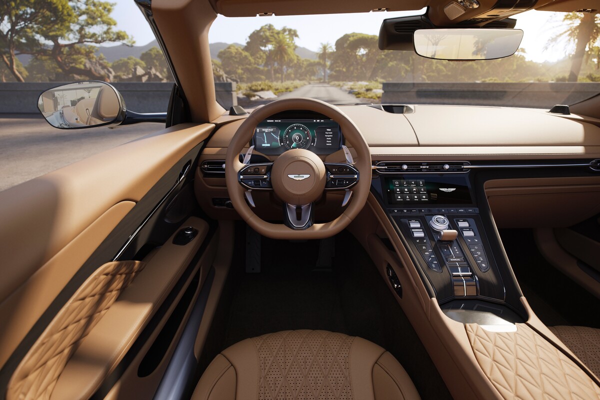 Aston Martin, DB12 Volante,