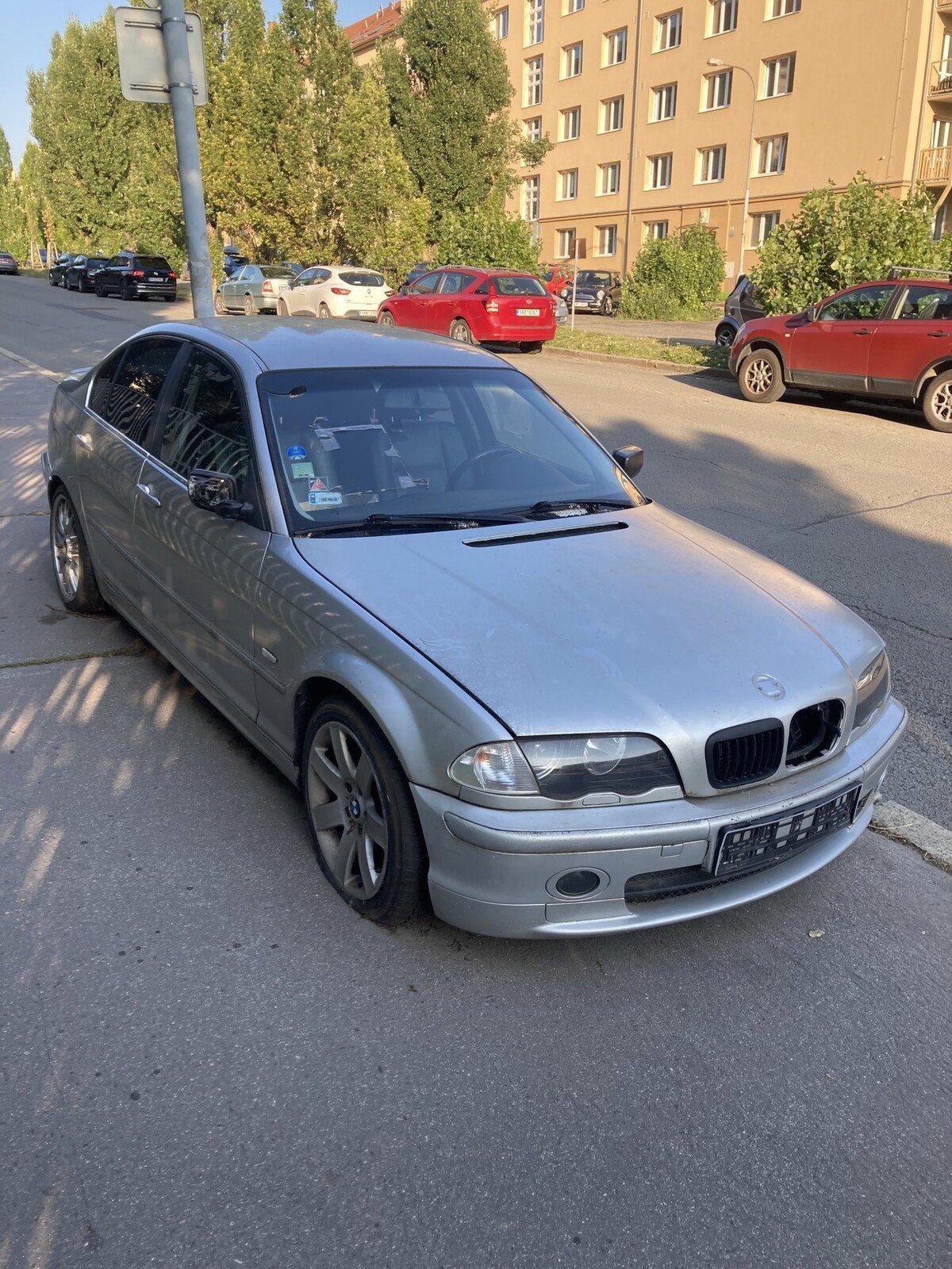 autovrak auto brno odstavené auto