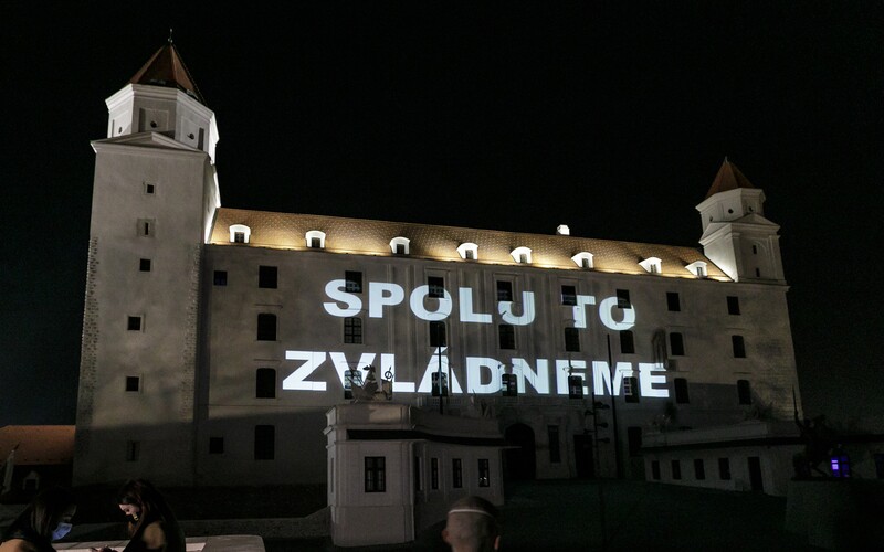 Úplný zákaz vychádzania? Bratislava vypracovala tri scenáre, ako môže dopadnúť koronavírusová kríza.