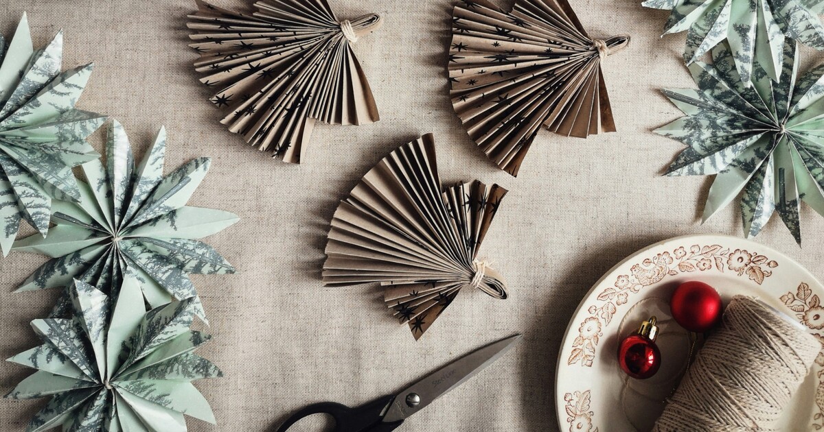 Vánoce, svátky odpadu. Podívej se na jednoduché zásady, jak o svátcích šetřit planetu