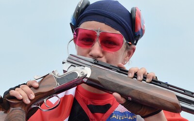 Slovensko má zlatú medailu z OH v Tokiu! Vyhrala ju Zuzana Rehák Štefečeková v športovej streľbe.