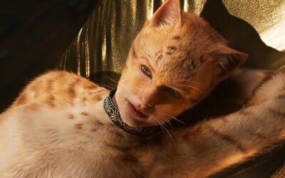 Muzikál Cats pôsobí ako CGI pohroma s podivnými výrazmi hercov, ktorí stvárňujú mačky