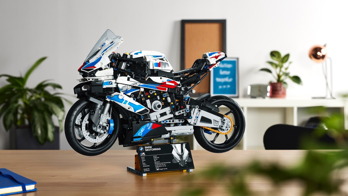 BMW Motorrad, Lego,