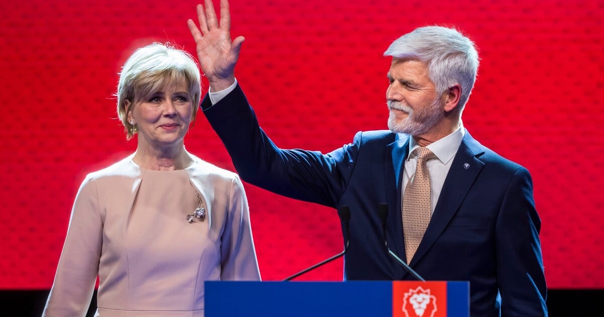 Rekordní návštěvnost Hradu, 10 milostí a 19 zahraničních cest. Jak vypadal třetí rok Petra Pavla v úřadu?