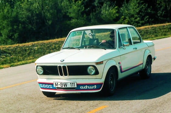 Aké auto je na obrázku?