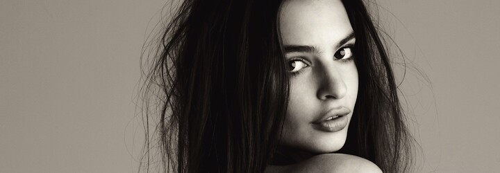 Emily Ratajkowski opět neváhala ukázat poprsí v provokativním videu. Modelka zažívá jedno z nejlepších období svého života
