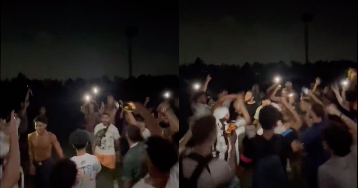 VIDEO: Fanoušci a fanynky Travise Scotta si udělali party u pyramid v Gíze, kde se měl konat velkolepý koncert